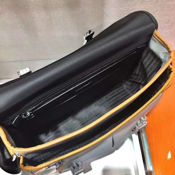 Messenger Bag