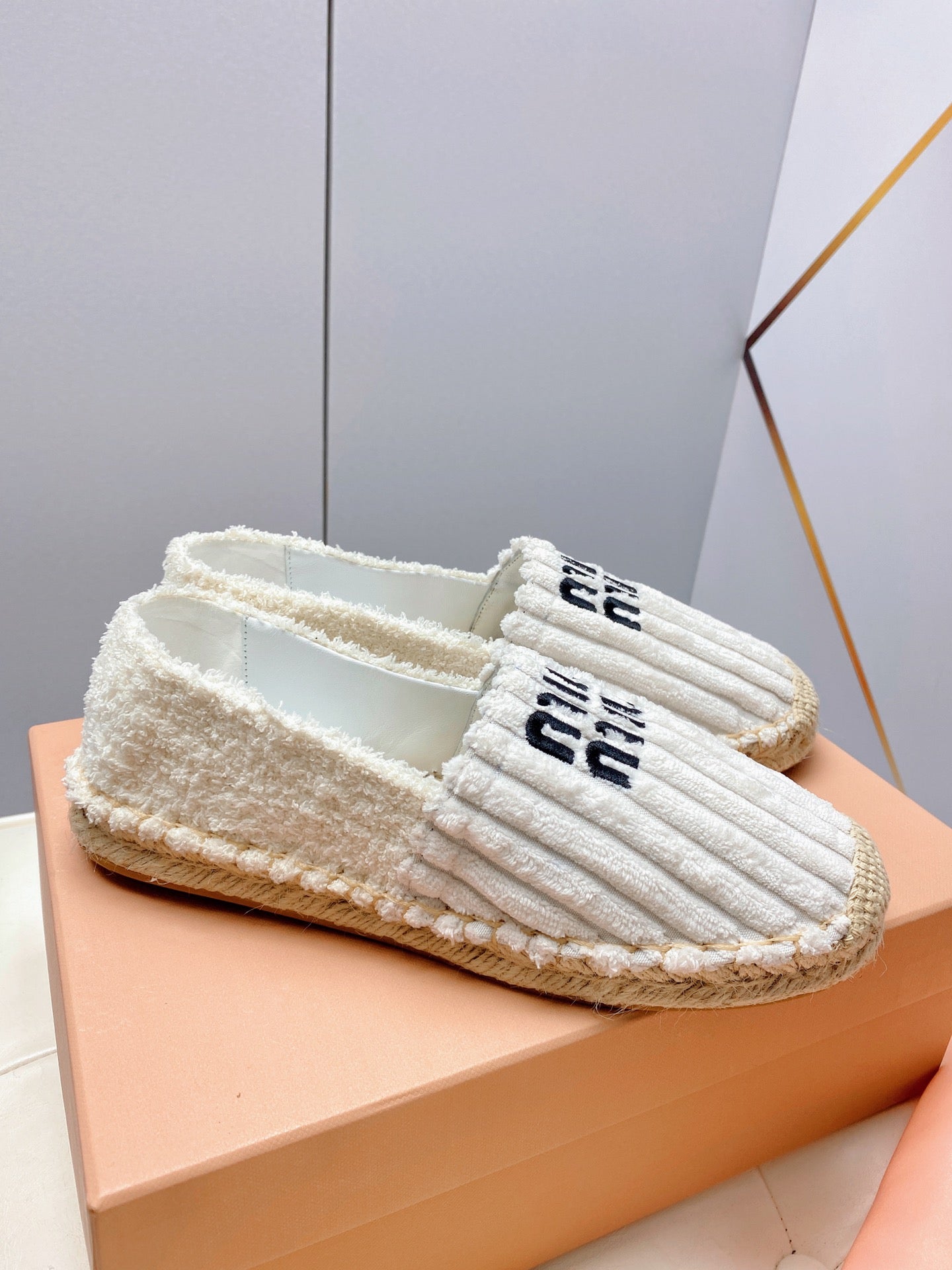 Espadrilles